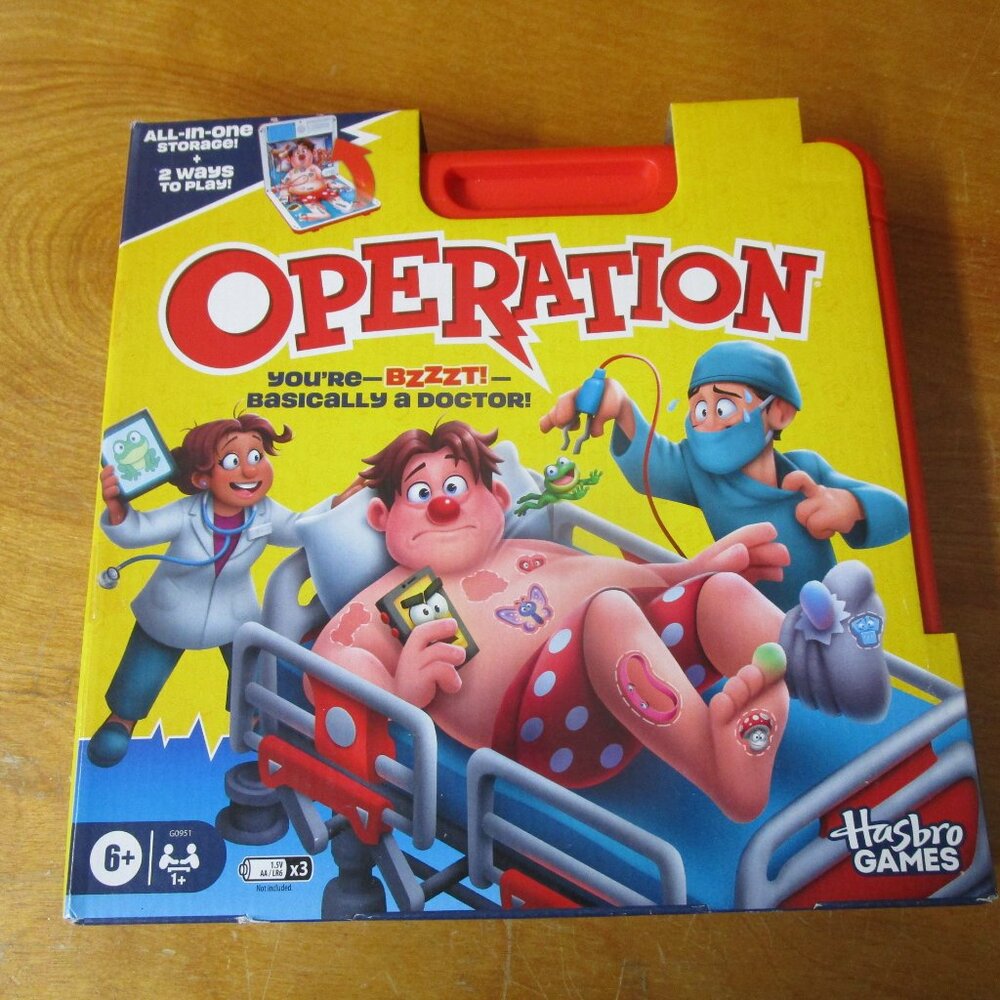 NEW Hasbro Operation Electronic Game with All-in-One Doctor Carry Case Storage